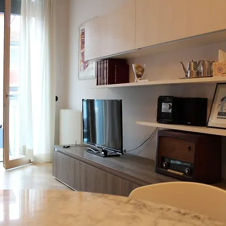 Hotel Blue Shades 4*